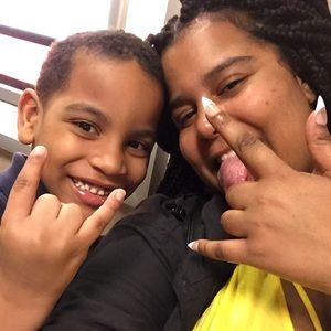 Meet your Posher, Shamika